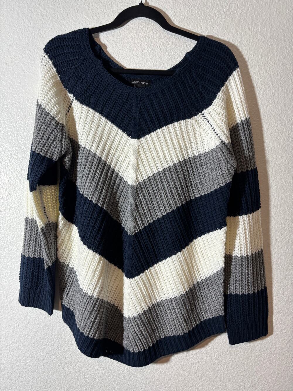 Lauren Hansen NWT Womens Size L Colorblock Chevron Chunky Knit Boatneck Sweater